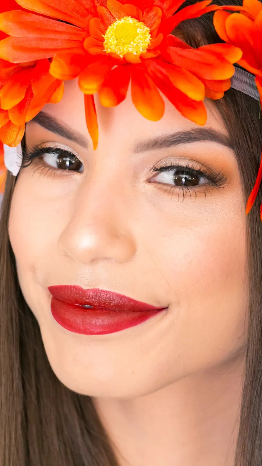 Makeup artist doing bridal makeup